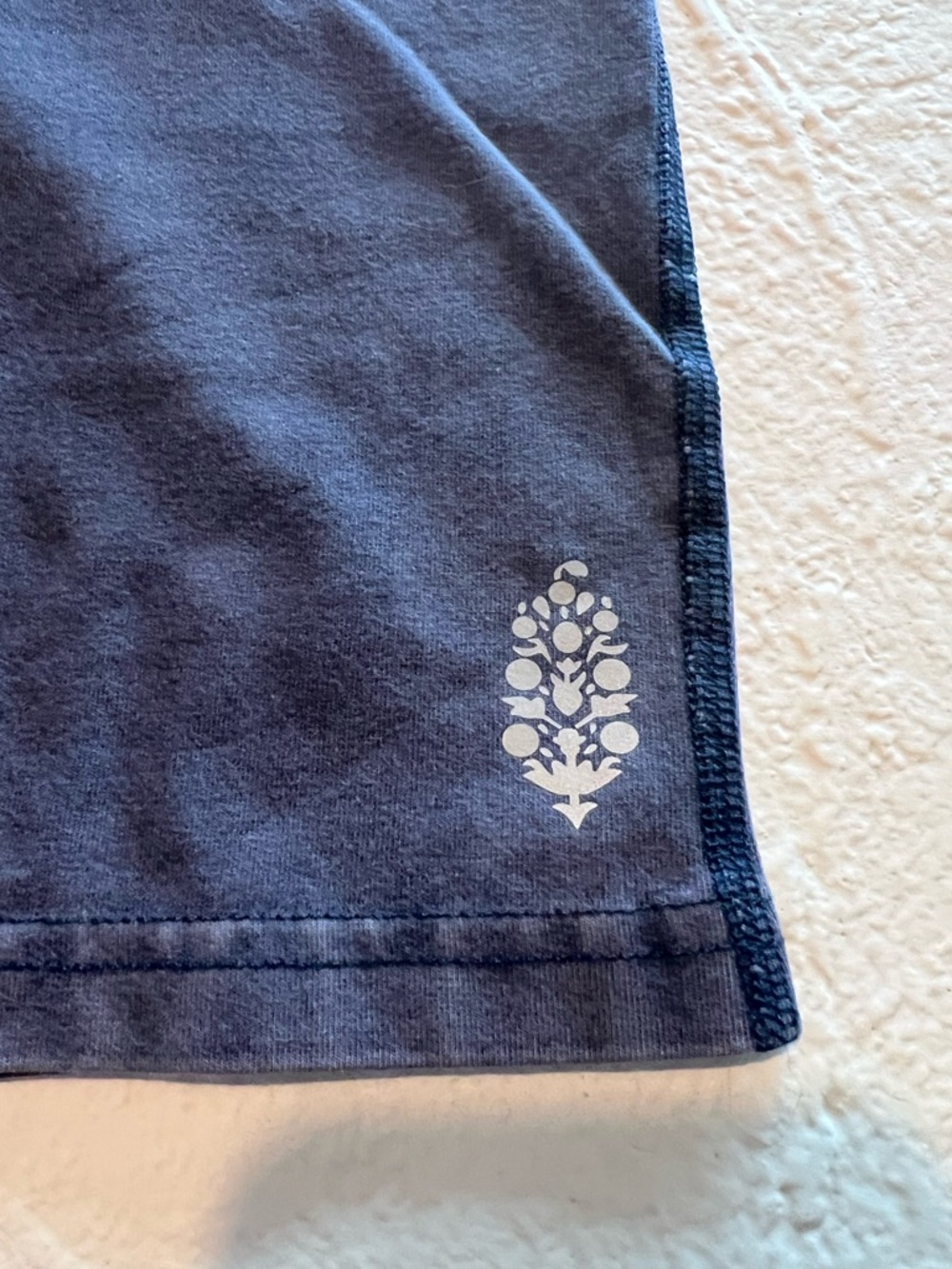 Free People Hot Shot Shorts Midnight Navy NWOT SZ M - Picture 5 of 7
